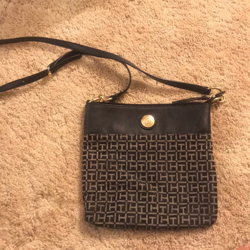 Purse - Picture 1 of 3